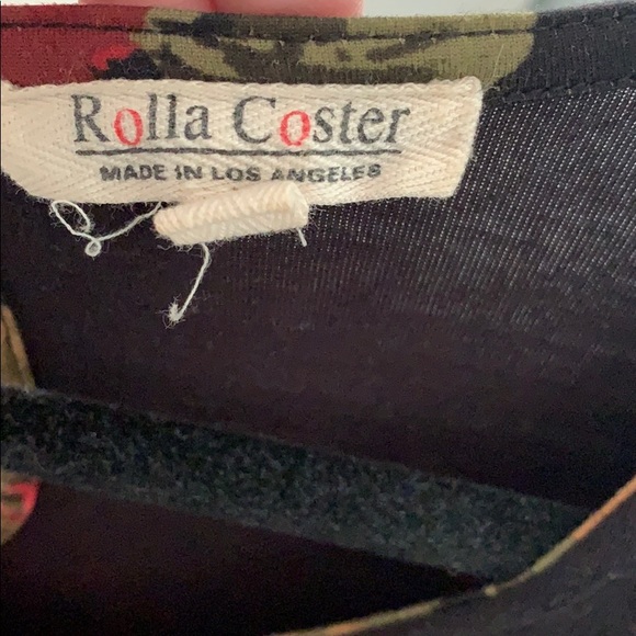 Black tshirt dress with keyhole opening in back - Picture 3 of 3